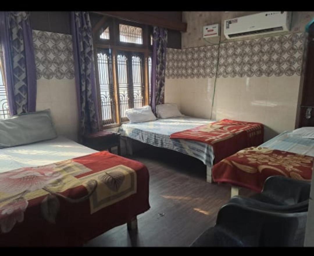 Kashi Annapurna Guest House Varanasi Zimmer foto